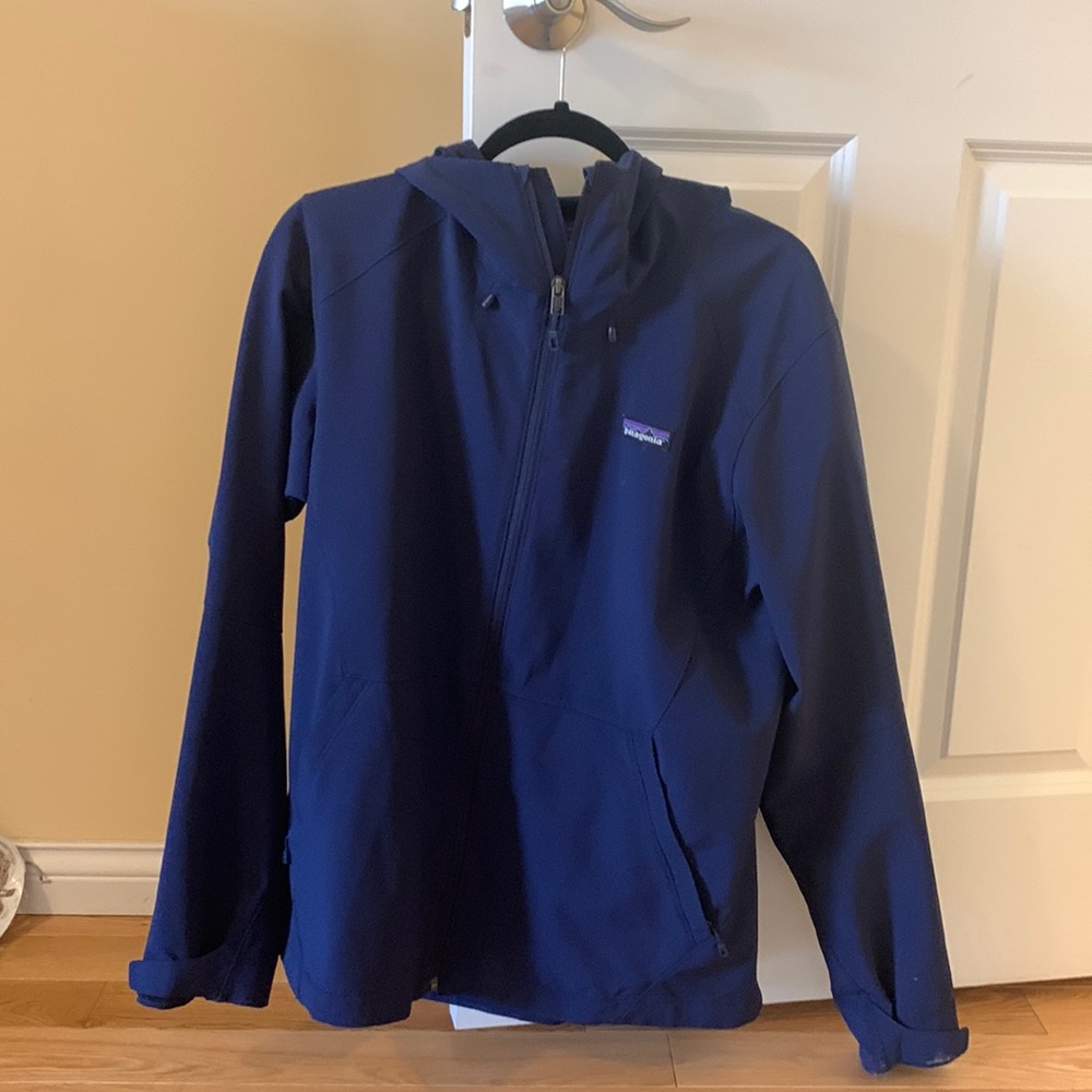 Patagonia hooded soft shell jacket, size Medium
